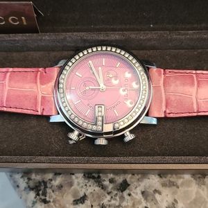 Gucci diamond watch